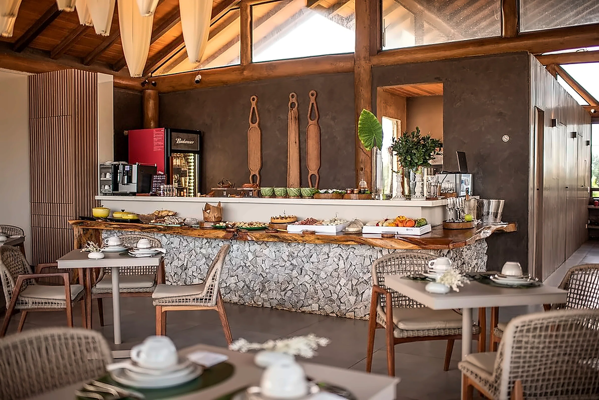 Breakfast table at Colina