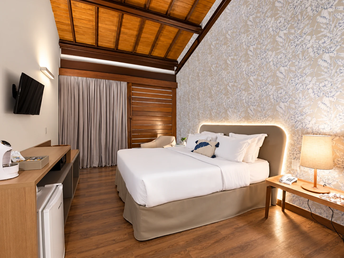 Double bedroom in the Family Luxury Apartment